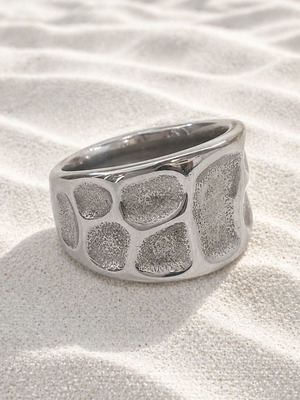 Hammered ring made of stainless steel new, silver