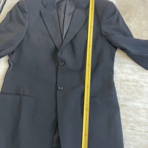 Armani Collezioni men's black suit No 50 like new