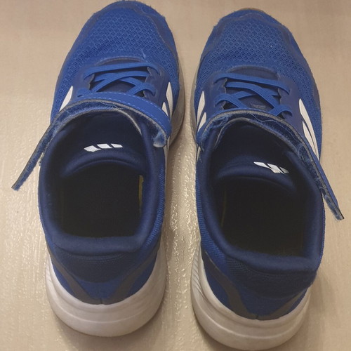 Adidas Runfalcon 5 Cloudfoam kids' athletic shoes size 34 like new, royal blue