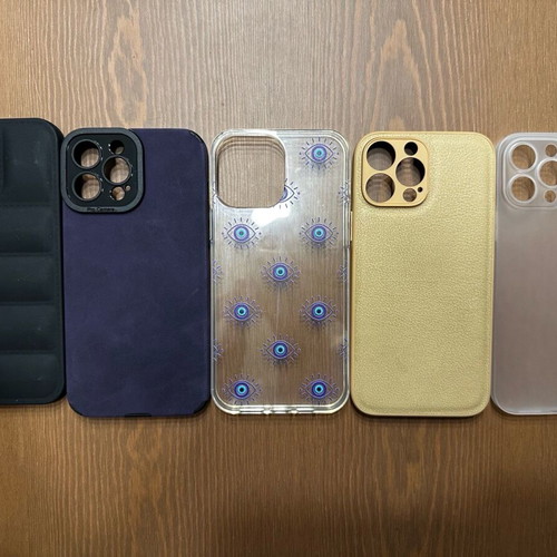 iPhone 13 Pro Max cases and 9H screen protectors like new, set of 5+3