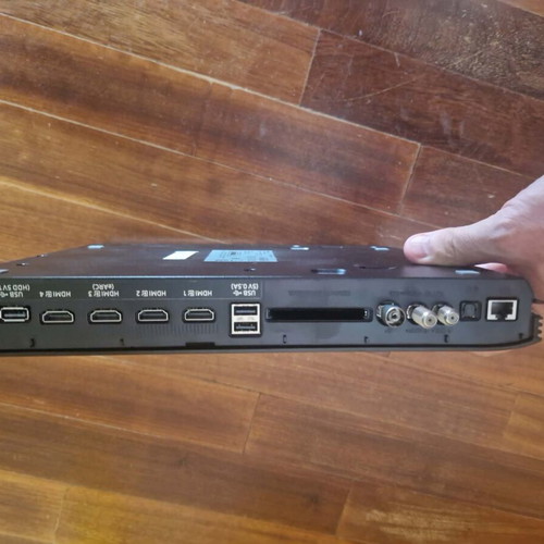 Samsung One Connect Box BN91-23264M SOC4002A with cables