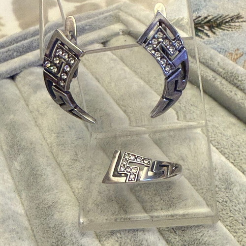 Jenavi silver jewelry set new with pearls and Swarovski crystals
