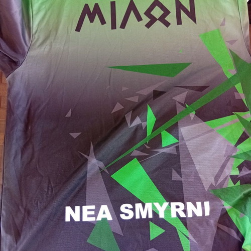 Milon Neas Smyrnis full kit size Large like new, authentic