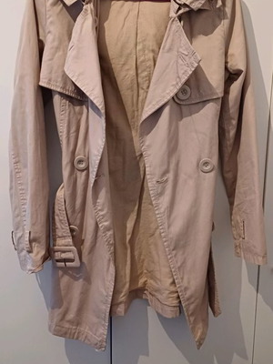 Καπαρτίνα Bershka αφορετή, μέγεθος S, μπεζ