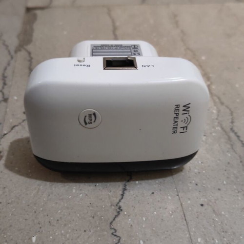 Wireless-N Wi-Fi Repeater Extender