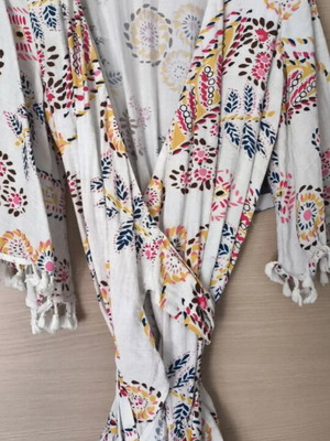 SheX wrap dress like new, colorful summer fabric with tassels