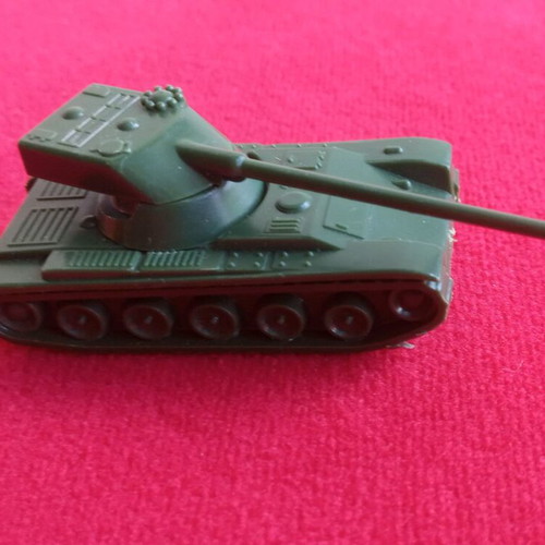 Tank miniature collectible vintage 1970 like new, plastic