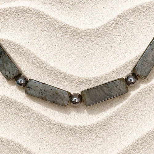 Handmade necklace with labradorite and steel chain new