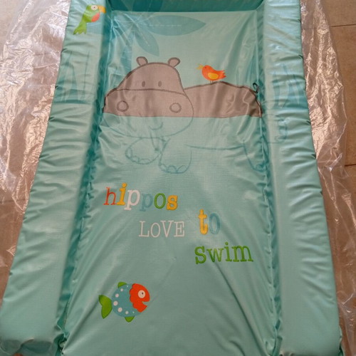 Padded baby changing mat like new