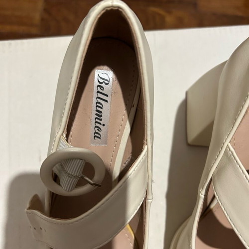 Modern women's shoes like new size 37 beige