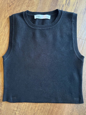 Zara knit crop top black like new