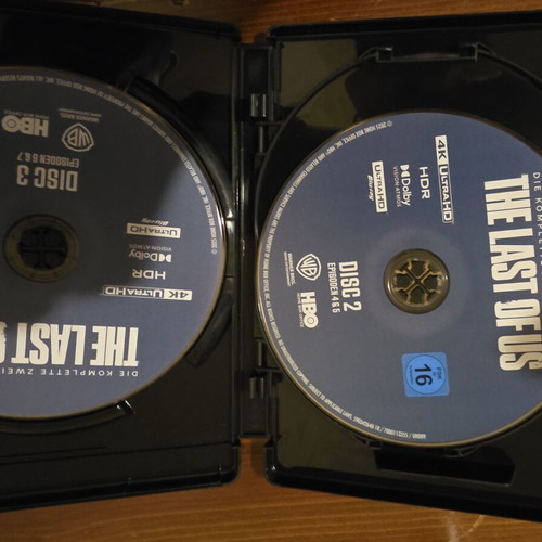 The Last of Us 4K Bluray complete two seasons like new