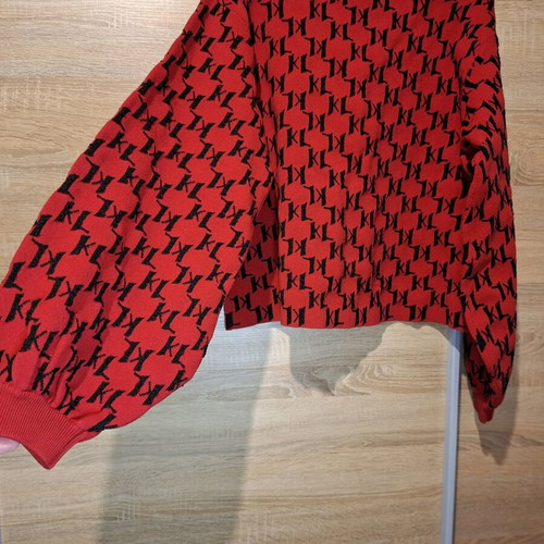 Red knitted Karl Lagerfeld sweater Large new