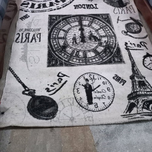 Rug used with clock design