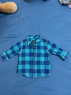 Oshkosh shirt for 9-month-old boy like new
