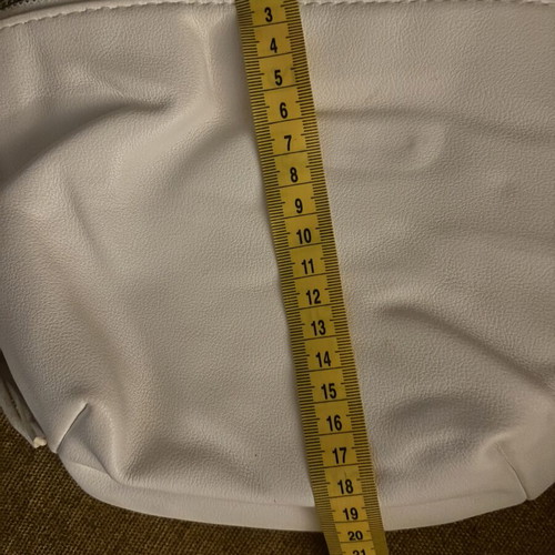 Banana bag like new, white