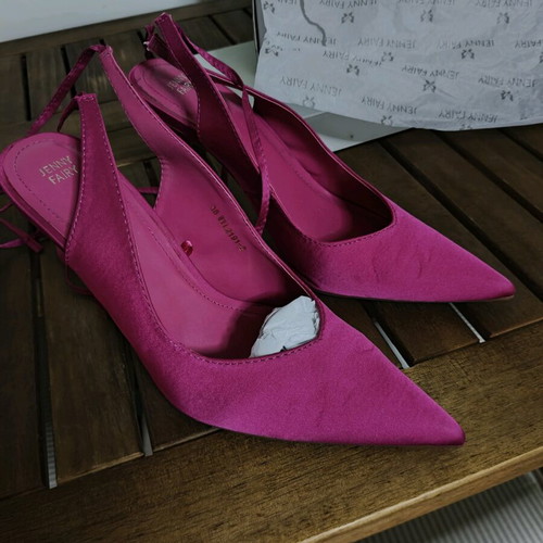 Jenny Fairy fuchsia satin heels with tie like new, size 38
