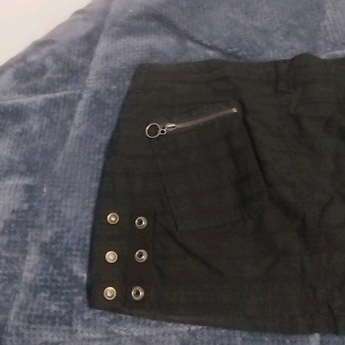 Black skirt new with belt, size Small