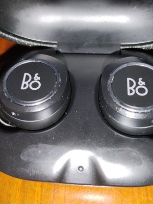 Bang & Olufsen Beoplay E8 ακουστικά πρώτης γενιάς, ασύρματα, μαύρα