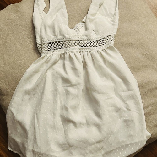 White summer dress like new, size S