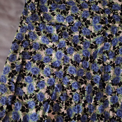 Vintage cotton dress with blue rose print and bow