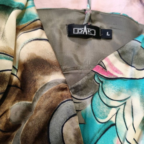 Printed satin dress with straps like new, size L