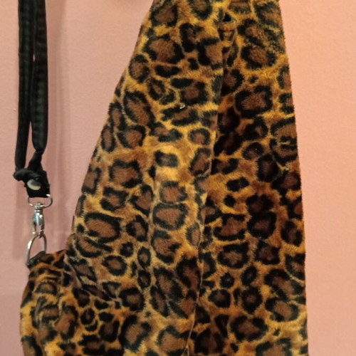 Fur pouch shoulder bag like new, beige and brown