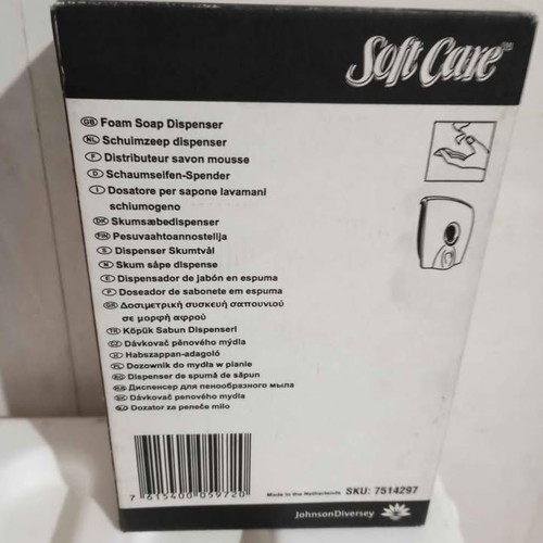 Foam Soap Dispenser like new with wall mount and instructions