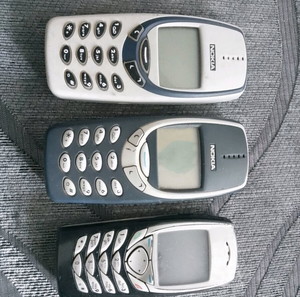 Nokia vintage κινητό τηλέφωνο για επισκευή, για ανταλλακτικά πακέτο τρία μαζί