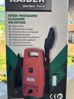 High Pressure Cleaner 1400W like new with foam system