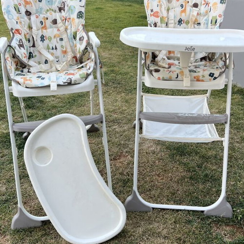 Joie Mimzy Snacker high chair, alphabet print, pack of 2