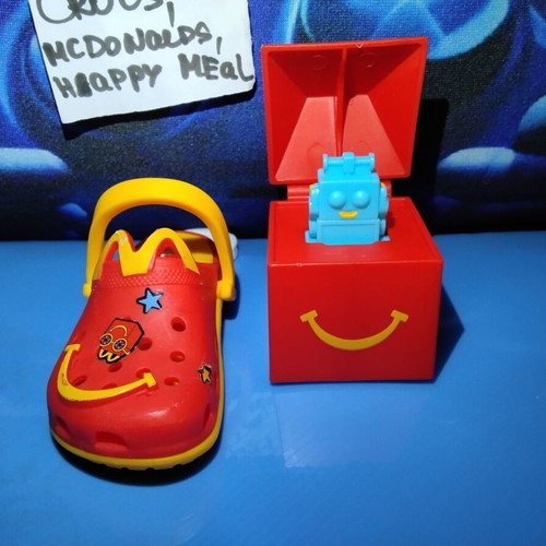 Happy Meal McDonald's Crocs and Lil McDonald's keychains like new