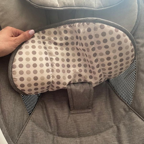 Munchkin Baby Swing like new without remote control