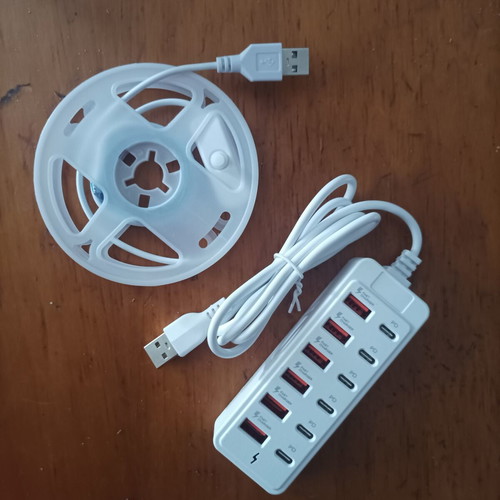 Φορτιστής USB 12 θέσεων γρήγορης φόρτισης και ταινία LED
