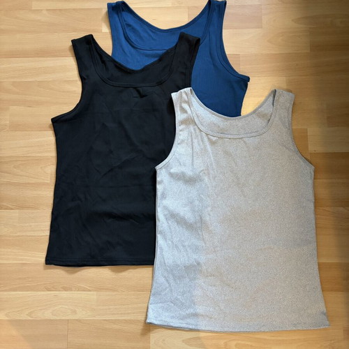 Tops new, pack of three, sizes L and 7XL, black and blue
