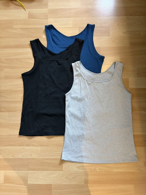 Tops new, pack of three, sizes L and 7XL, black and blue