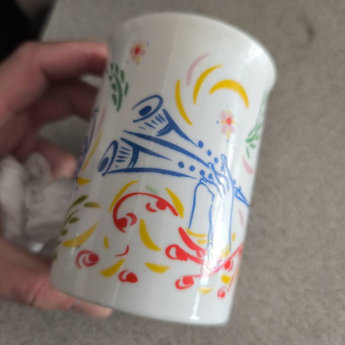 Porcelain mug like new with colorful design