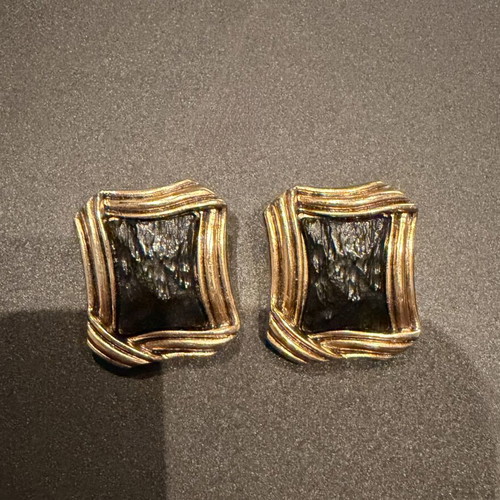 Handmade earrings new, black and gold