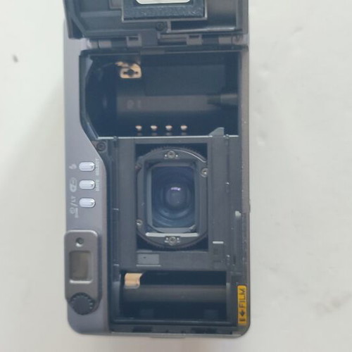 Yashica T Zoom 35mm film camera new with Carl Zeiss lens
