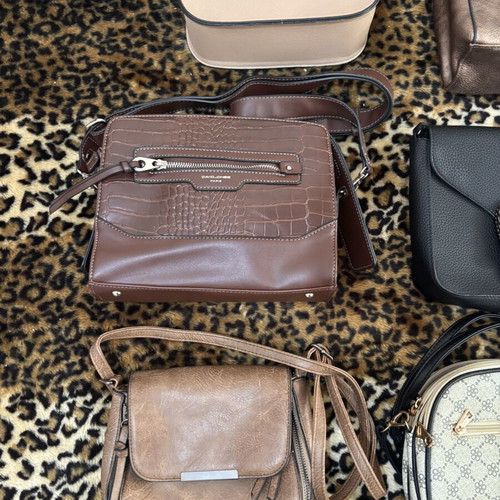 Women's bags new, pack of 18 assorted styles and colors