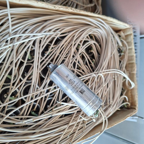 MP Capacitors 4.5μF 220V AC TGL 8699 New Old Stock 200+ Pieces