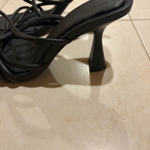 Stradivarius black sandals with kitten heel size 38 like new