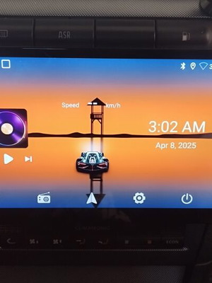 10-inch car screen with multiple features