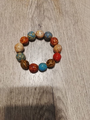 Bracelet like new, multicolor