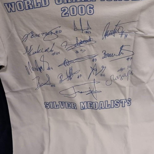 Collectible t-shirt with signed players Greece national team Silver medalist 2006 like new