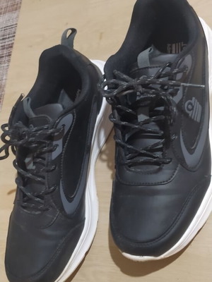 Admiral men's athletic shoes size 43 like new, black