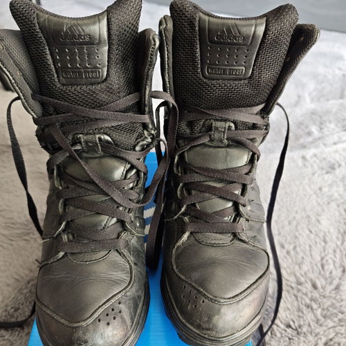 Adidas performance boots used, size 40, black
