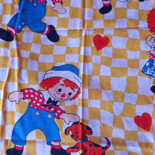 Vintage Raggedy Ann & Andy bed sheet like new, 1.5 x 2 m