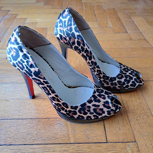 Leopard print pumps like new size 37
