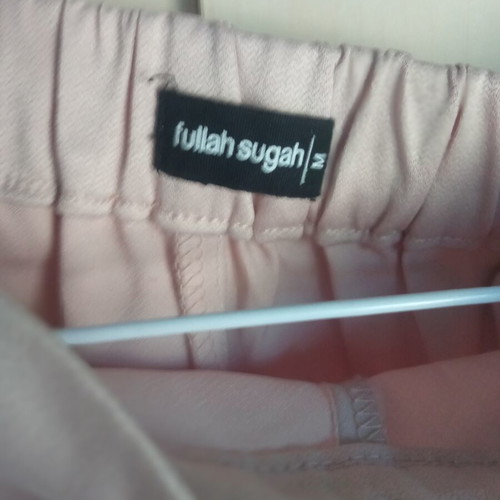 Fullah Sugah pink fabric shorts used, size M